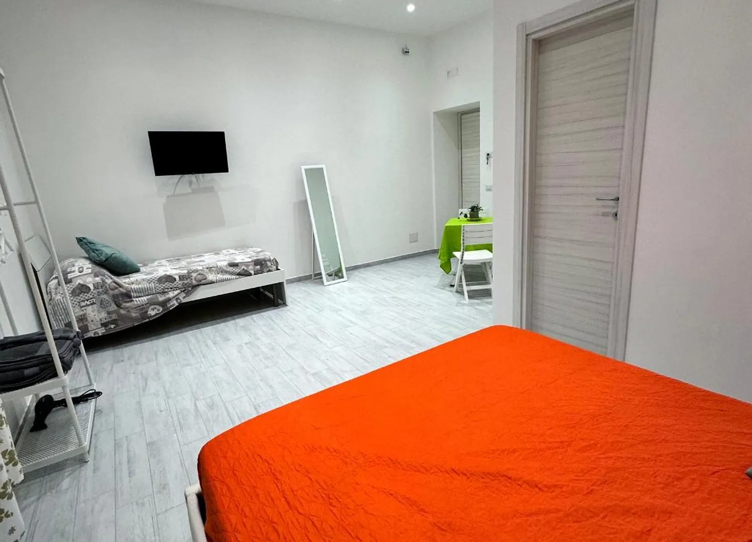 Oliver'S House Naples Italy