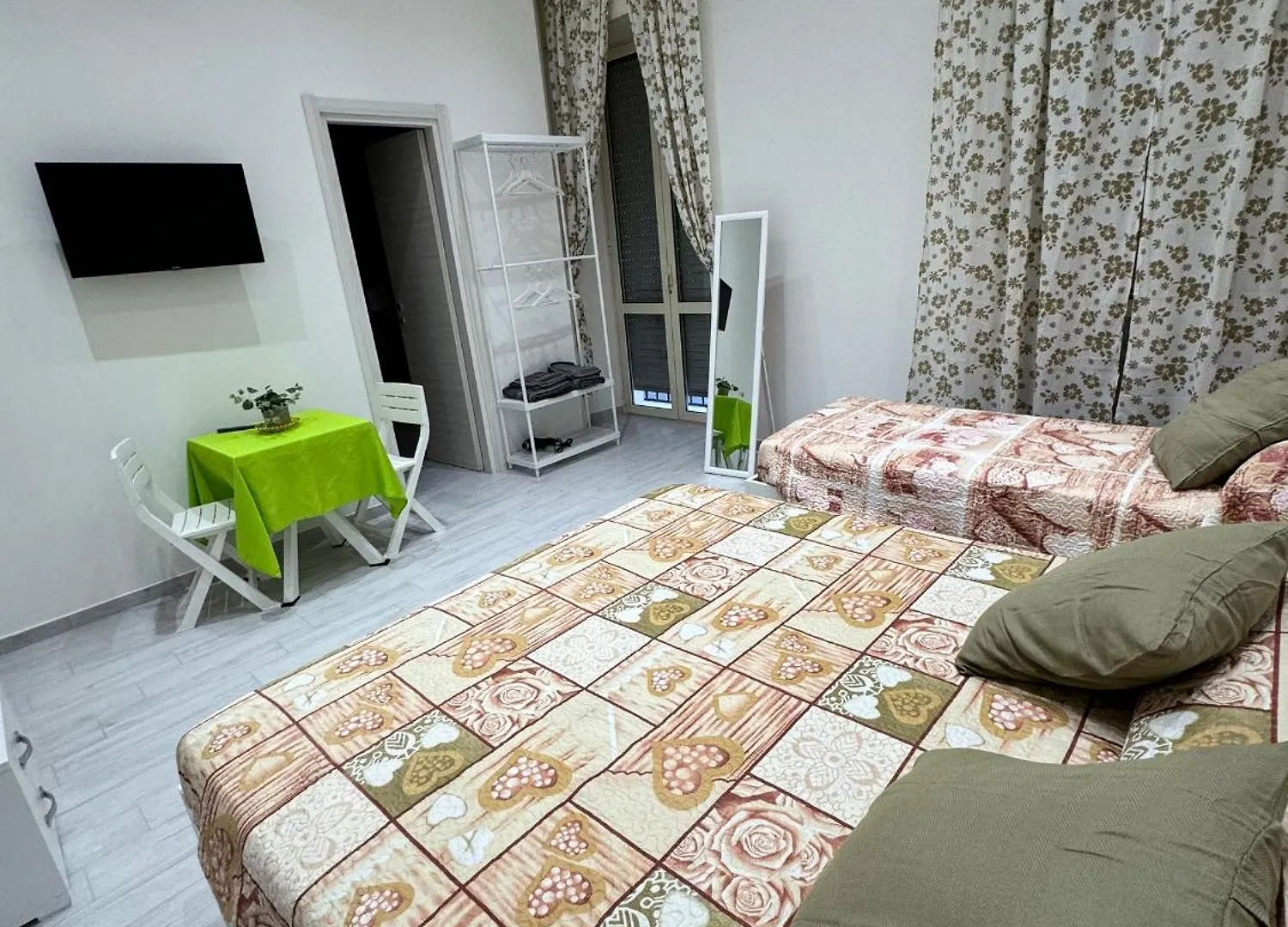 Guest house Oliver'S House Naples Italy
